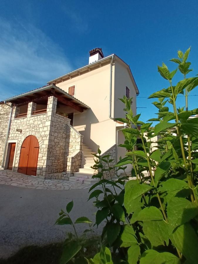 Guesthouse Marija Potpićan Exterior foto